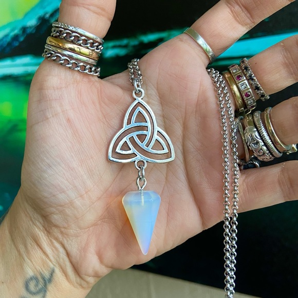 Handmade Celtic knot triangle & opalite pendulum stainless steel chain necklace - Picture 6 of 11
